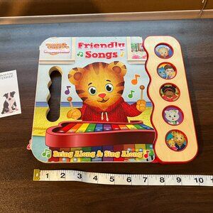 Tiger Friendly Songs: Children's 5-Button Song Book - Sing & Read W Daniel Tiger